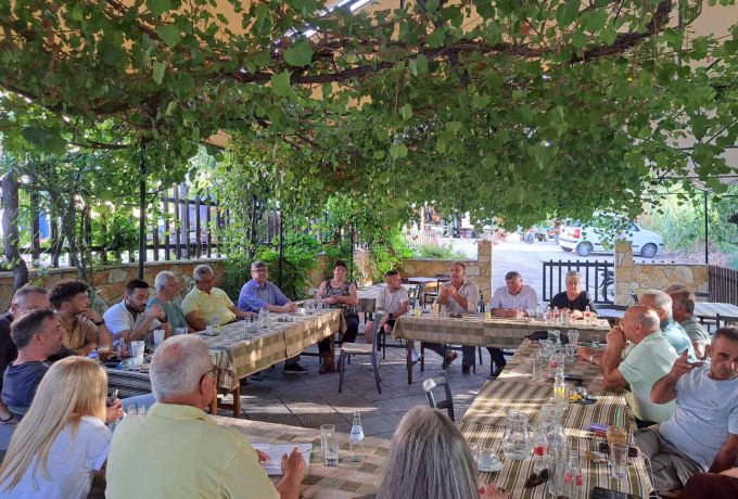 ΠΑΣΟΚ Κορινθίας: Συνάντηση με την Εθελοντική Ομάδα Πυροπροστασίας Ρίζας Ξυλοκάστρου – Στο επίκεντρο η ενίσχυση του εθελοντισμού